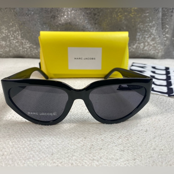 Marc Jacobs Black Cat-Eye Sunglasses main image 5